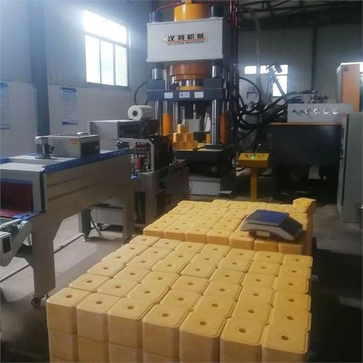 Bull And Sheep Licking Brick Hydraulic Press